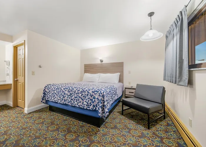 Kingsway Inn